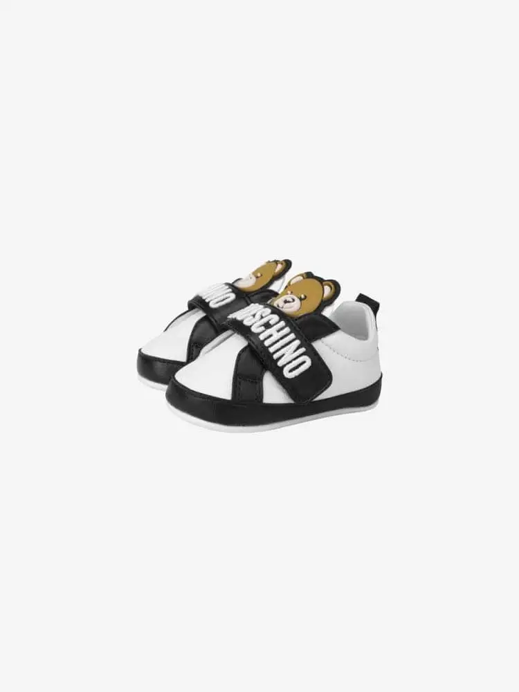 sneakers culla in pelle bianca con logo e teddy