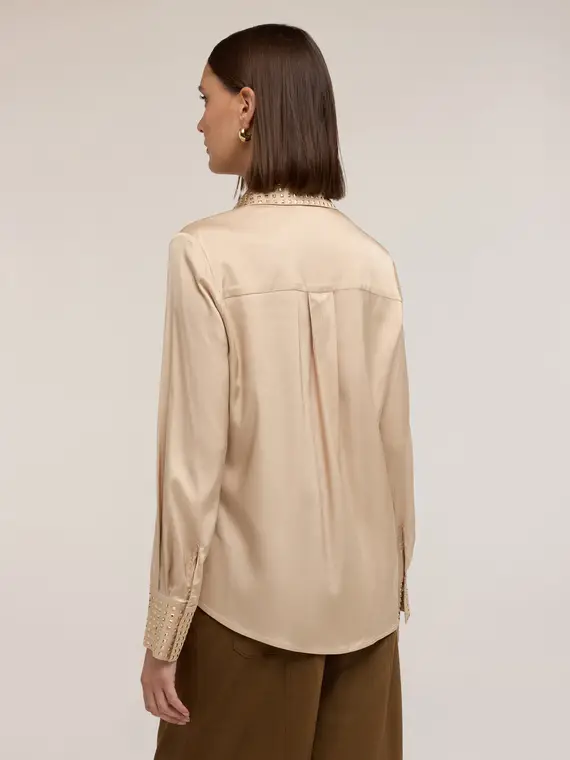 Camicia in raso con borchie Donna, Beige miniatura 2