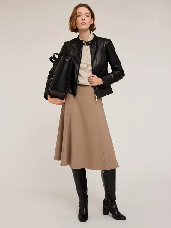 Giubbotto in tessuto spalmato con tagli shaping Donna, Nero