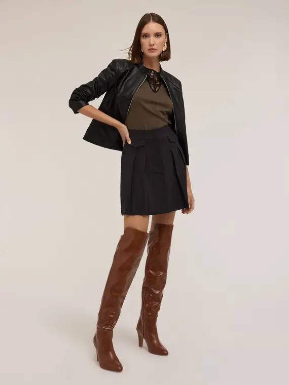 Gonna a pieghe con motivo tasche Donna, Nero