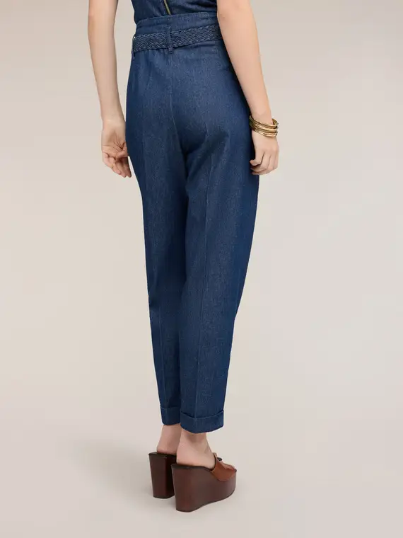 Jeans carrot con cintura intrecciata Donna, Blu miniatura 2