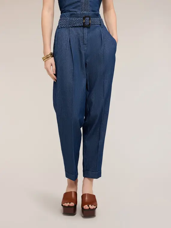 Jeans carrot con cintura intrecciata Donna, Blu