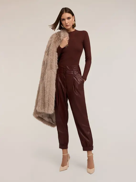 Maglia dolcevita a coste fitted Donna, Marrone