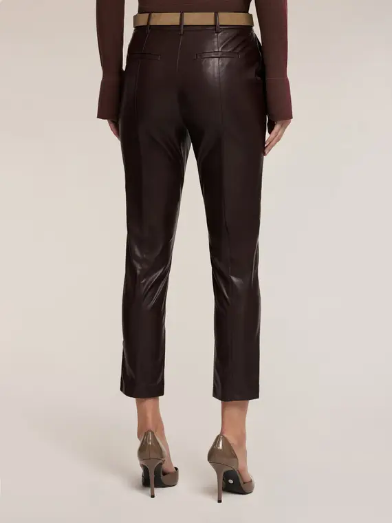 Pantaloni slim fit in tessuto spalmato Donna, Marrone miniatura 2