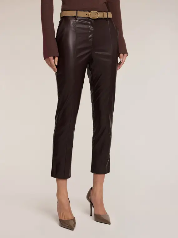 Pantaloni slim fit in tessuto spalmato Donna, Marrone miniatura 3