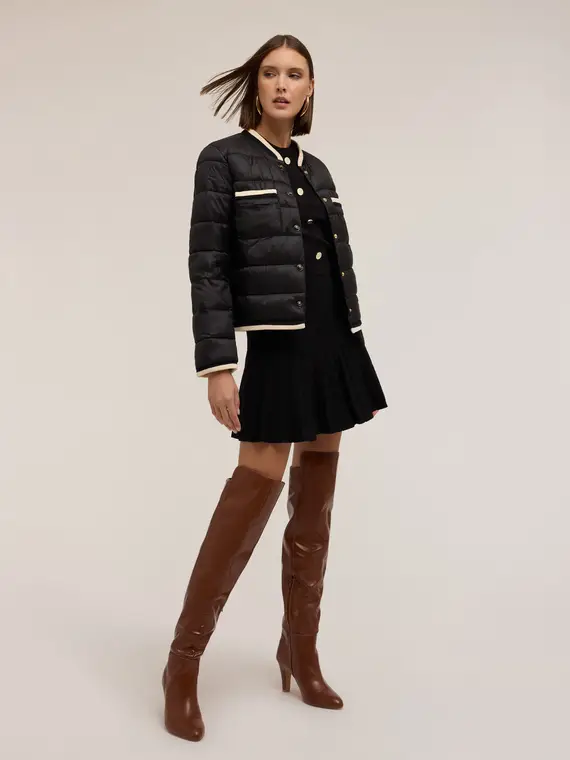 Piumino imbottito con bordi a contrasto Donna, Nero