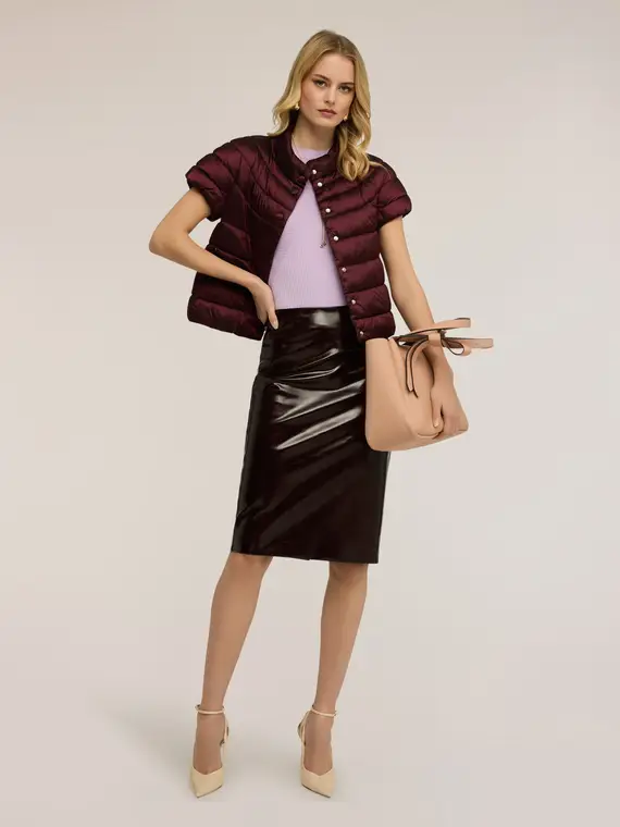 Piumino lightweight a maniche corte Donna, Bordeaux miniatura 3