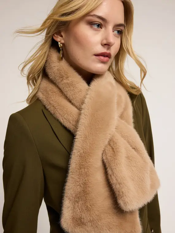 Sciarpa effetto peluche morbida Donna, Beige