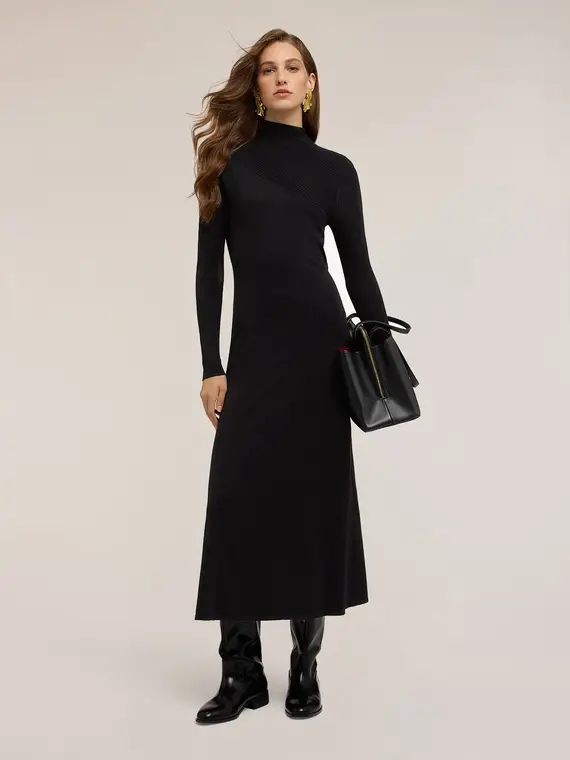 Tubino midi in maglia con cut-out posteriore Donna, Nero