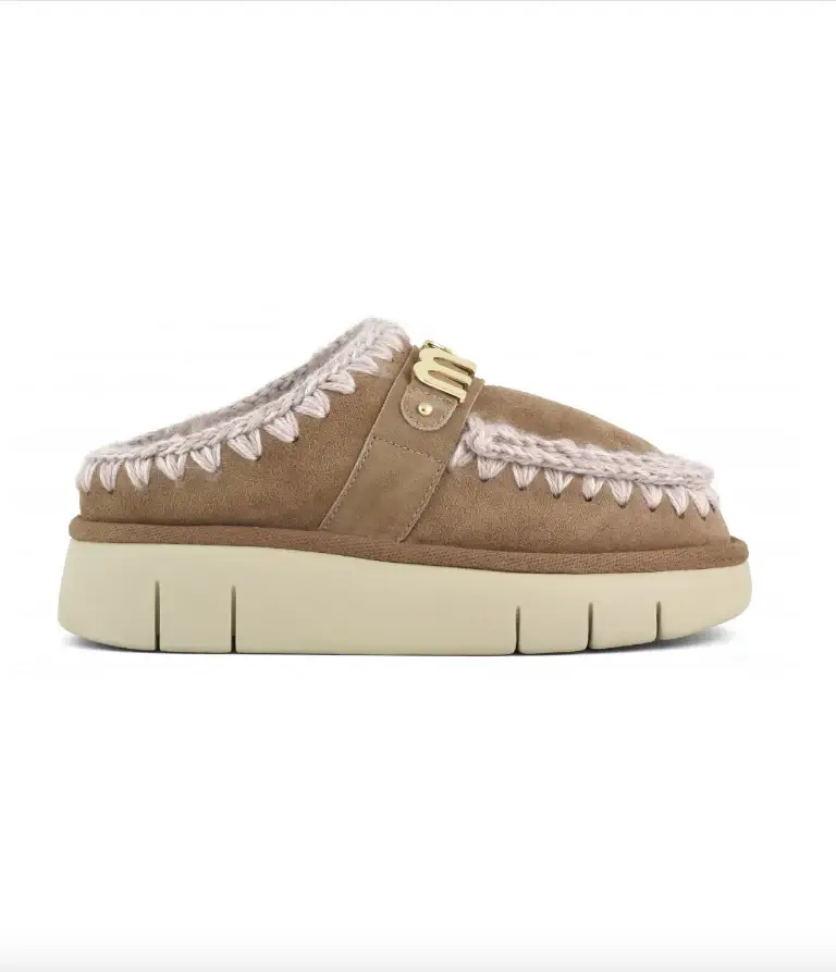 Bounce clog metal logo beige