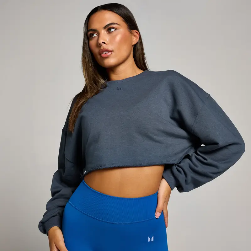 Maglia crop a maniche lunghe taglio rilassato Tempo MP da donna - Mezzanotte Blu