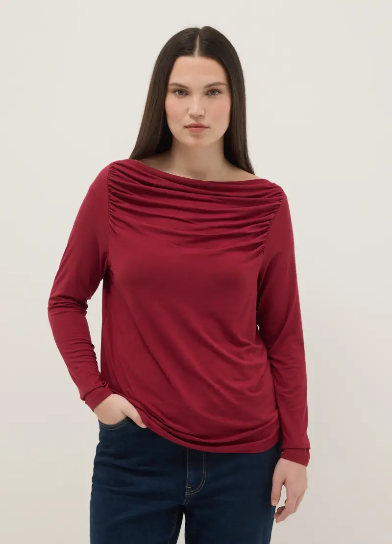 Maglia Lunga In Viscosa Elasticizzata Rossa Regular Fit Con Collo A Barca, Donna, Rosso