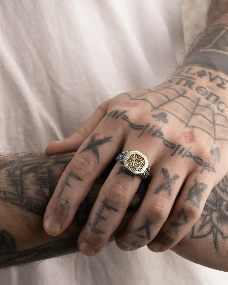 Anello Chevalier Romeo Con Incisione Personalizzata miniatura 2