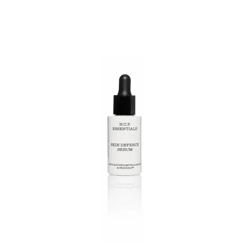 . - Essentials Skin Defence Serum - Siero antirughe
