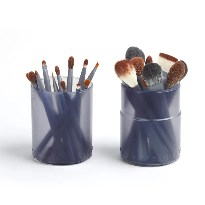 Accessori NABLA x MR Daniel Signature Brush Set - Pennelli trucco miniatura 3