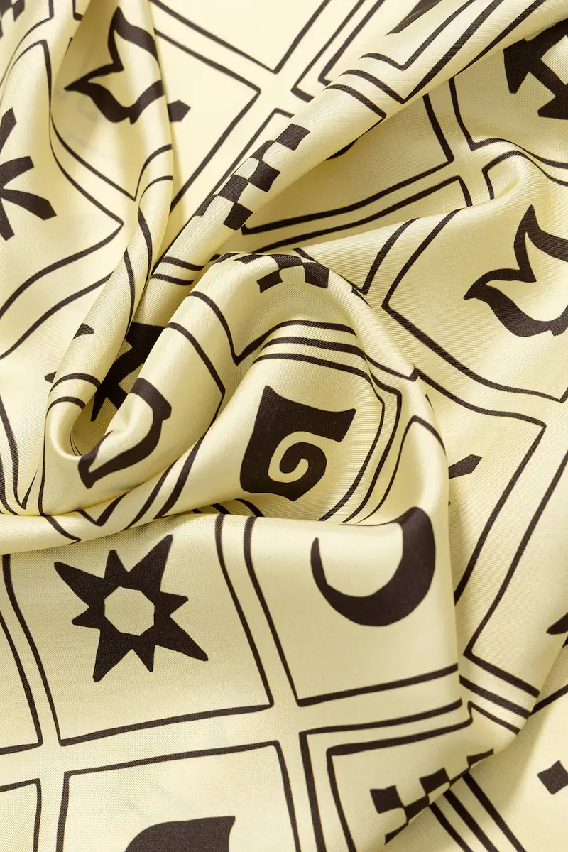 scialle in seta colore beige NU24CRSC03011 miniatura 2