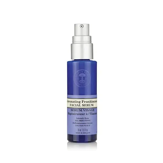 Siero viso ringiovanente all incenso di Neal s Yard Remedies