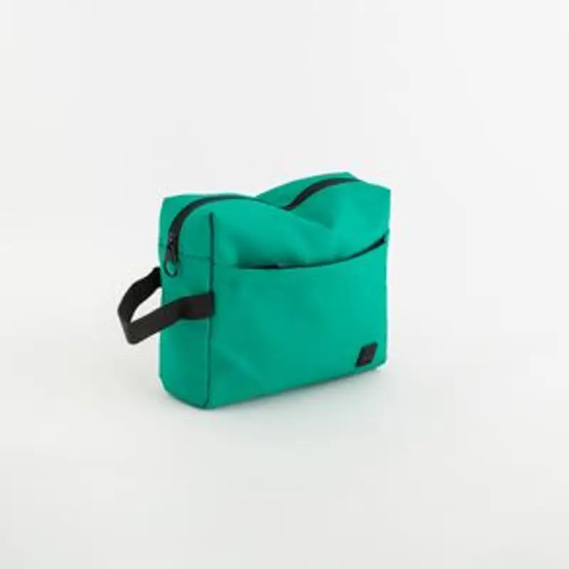 Necessaire - Akinori Go