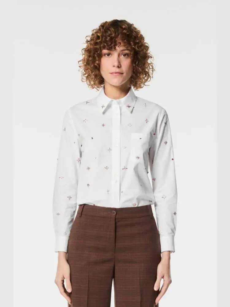 camicia in cotone fil à fil impreziosita da perline ricamate