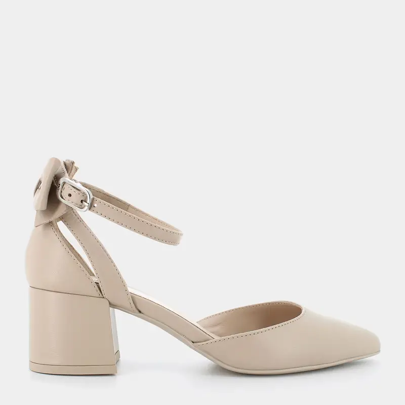 Chanel Nero Giardini da Donna, beige