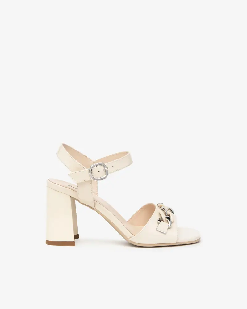 NeroGiardini Outlet Sandali Donna in Vernice - Avorio