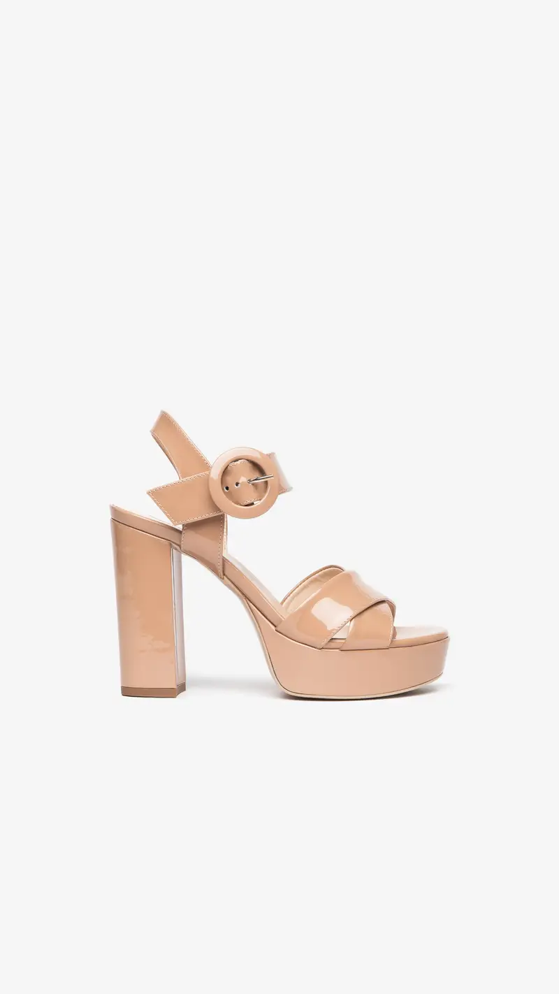 NeroGiardini Outlet Sandali Donna in Vernice - Marrone