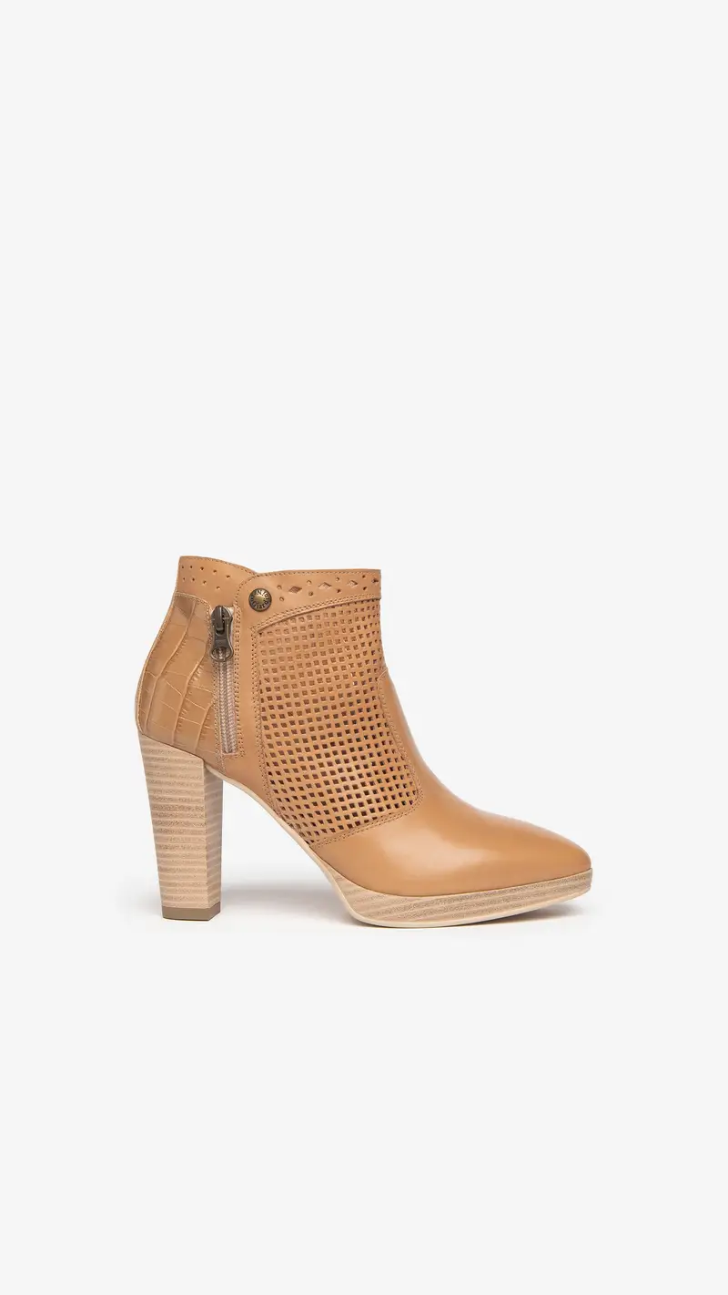 Outlet Tronchetti Donna in Pelle - Marrone