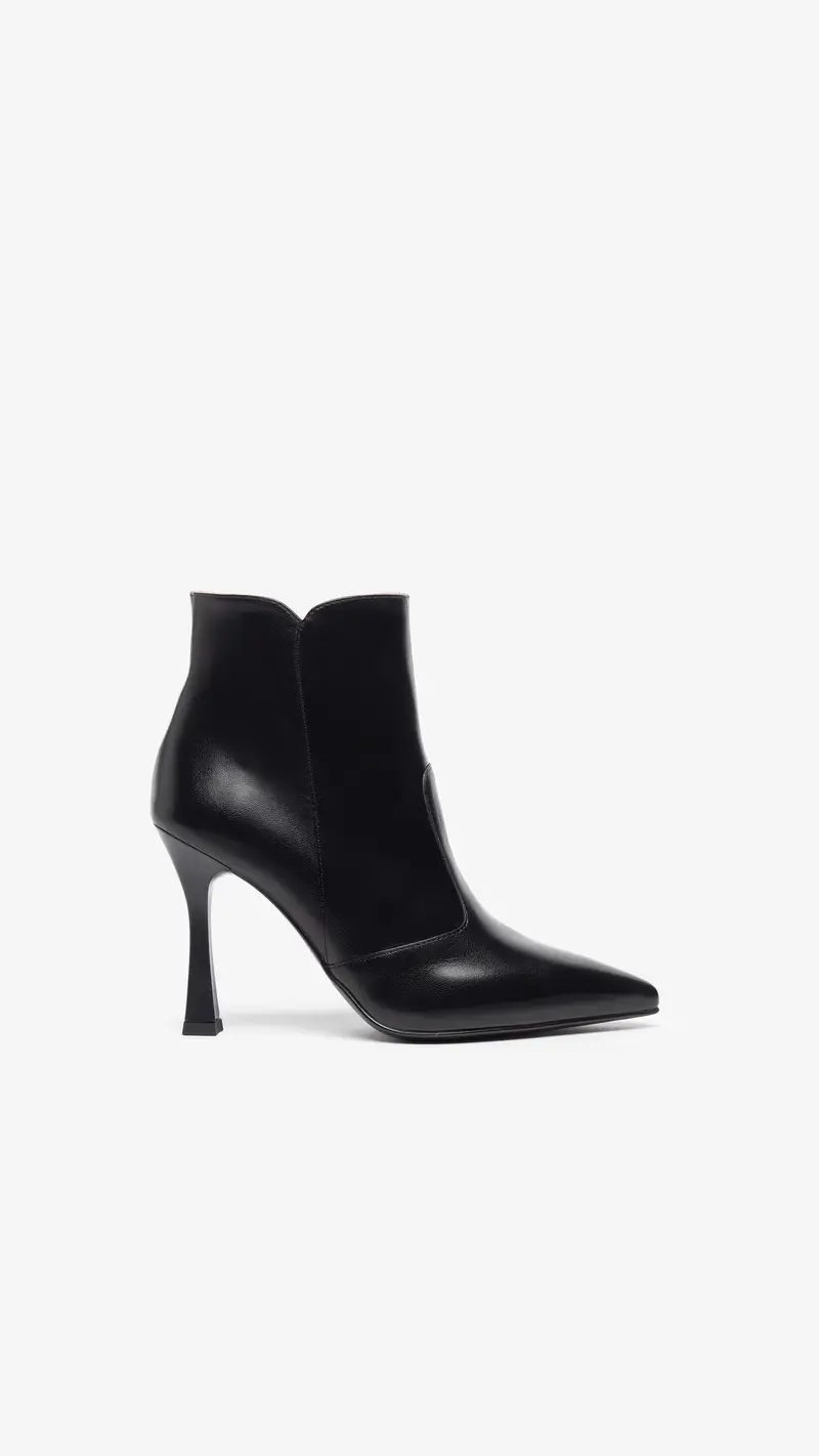 Outlet Tronchetti Donna in Pelle - Nero