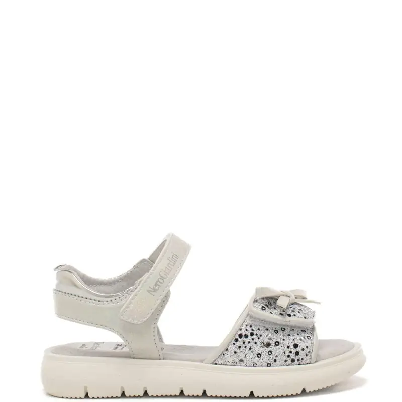 Nerogiardini sandali da bambina in materiale tecnico e pelle con strass e paillettes sul davanti argento
