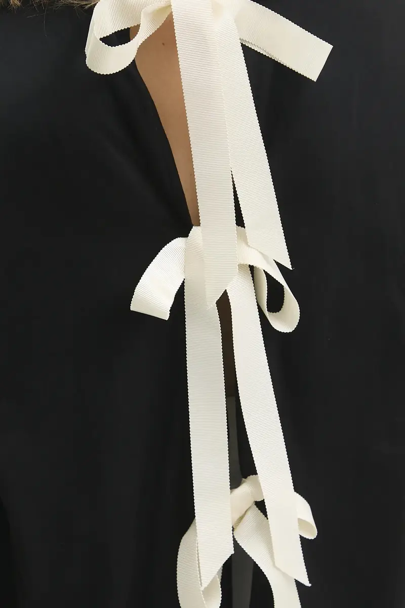 Never Fully Dressed T-shirt Donna Nero 3649698 miniatura 4