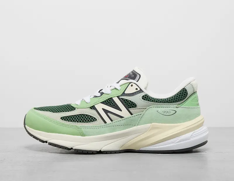 990v6 Made in USA, Verde