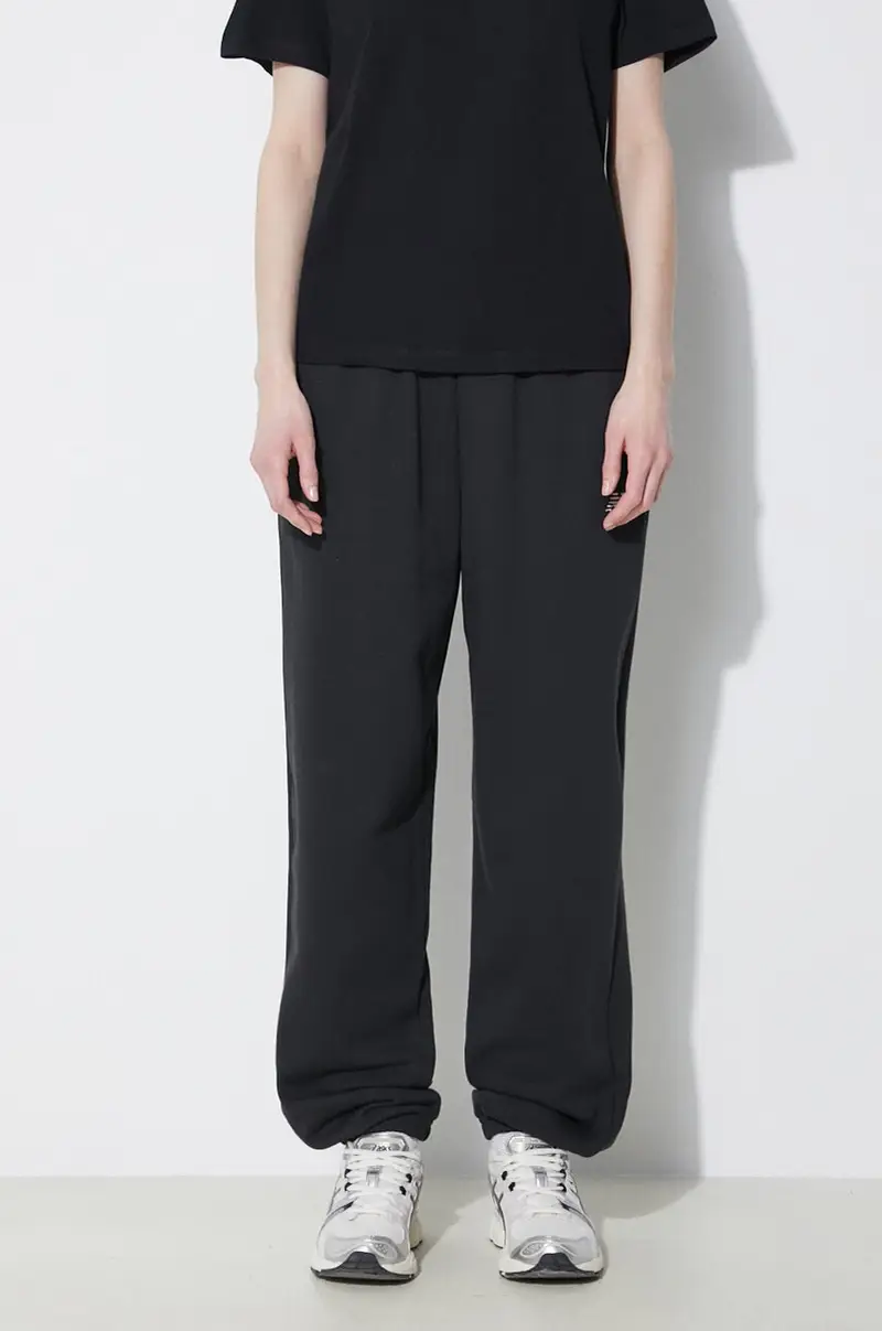 joggers Sport Essentials colore nero WP41500BK