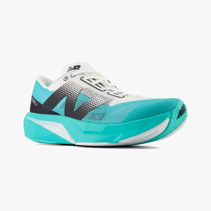 Scarpe running uomo New Balance FUELCELL REBEL V4 azzurre | New Balance Celeste
