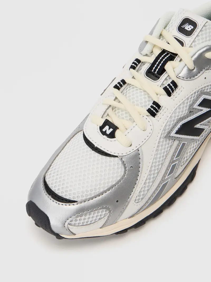 Sneaker bassa 204 nero / argento / bianco naturale miniatura 2