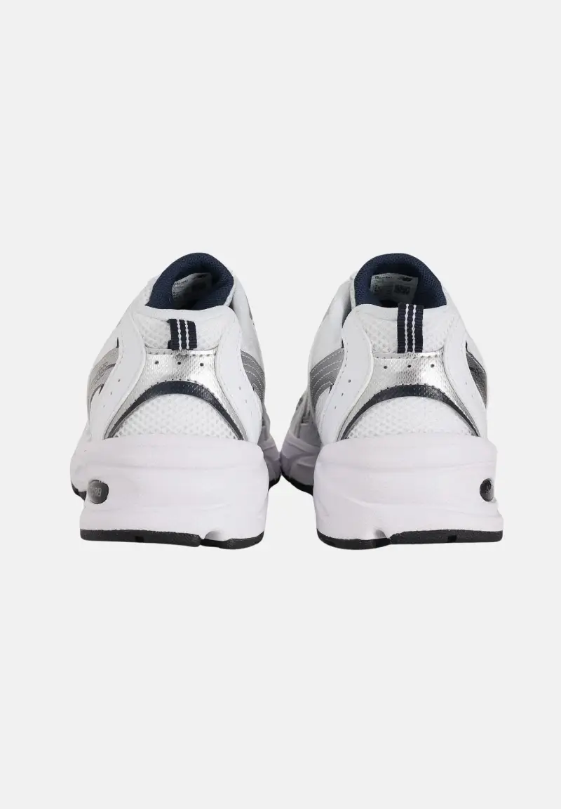 Sneakers 530 bianche per uomo e donna miniatura 2