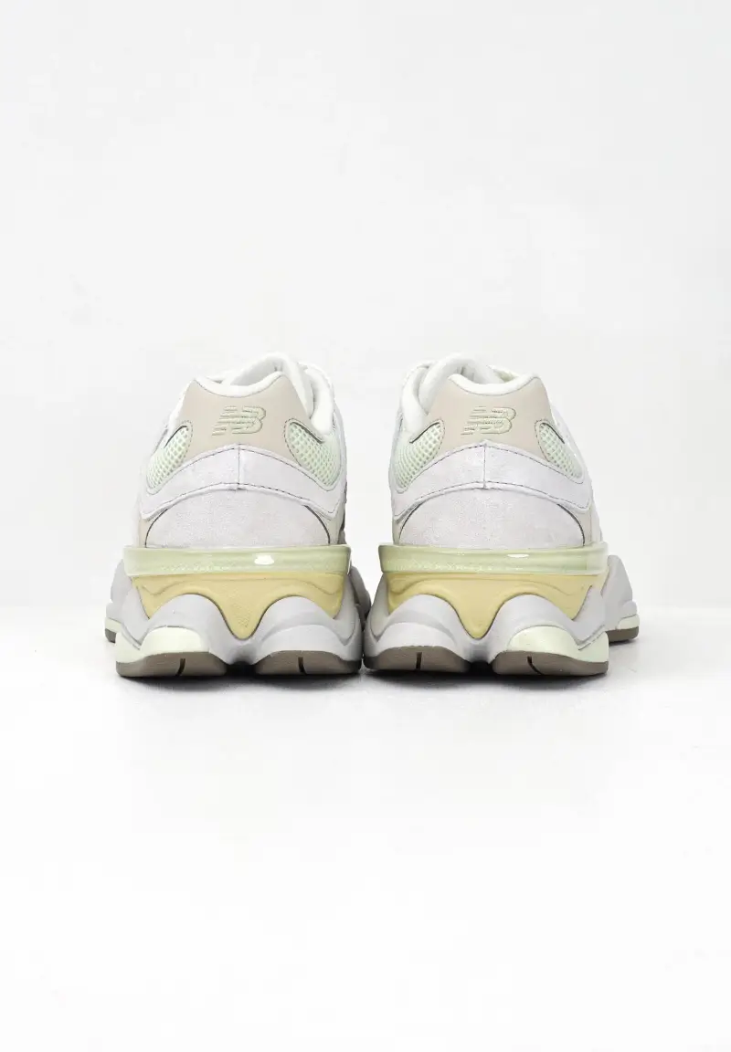 Sneakers 9060 nei toni pastello da uomo miniatura 2