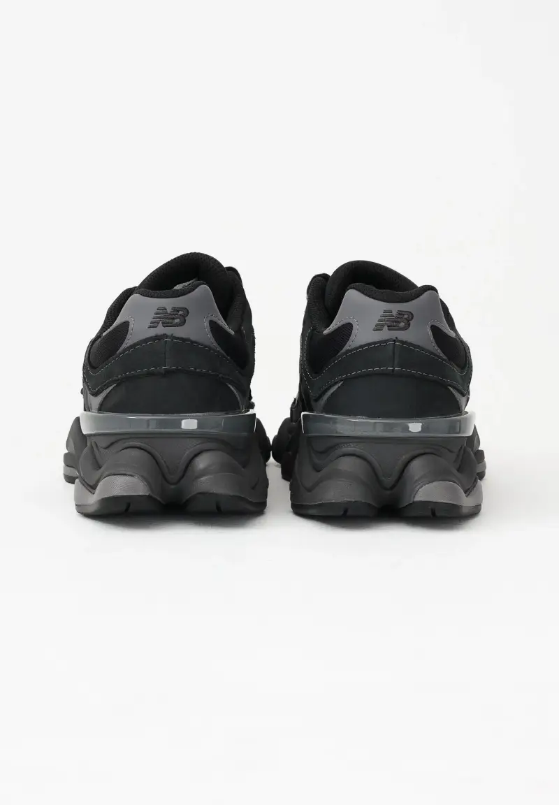 Sneakers 9060 nere per uomo e donna miniatura 2