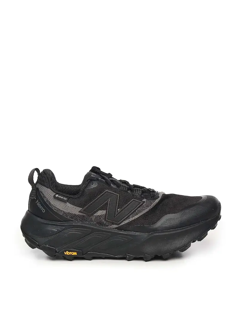 Sneakers Hierro V9 Gore-Tex Nero