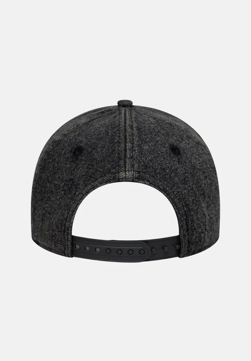 60771820 miniatura 2