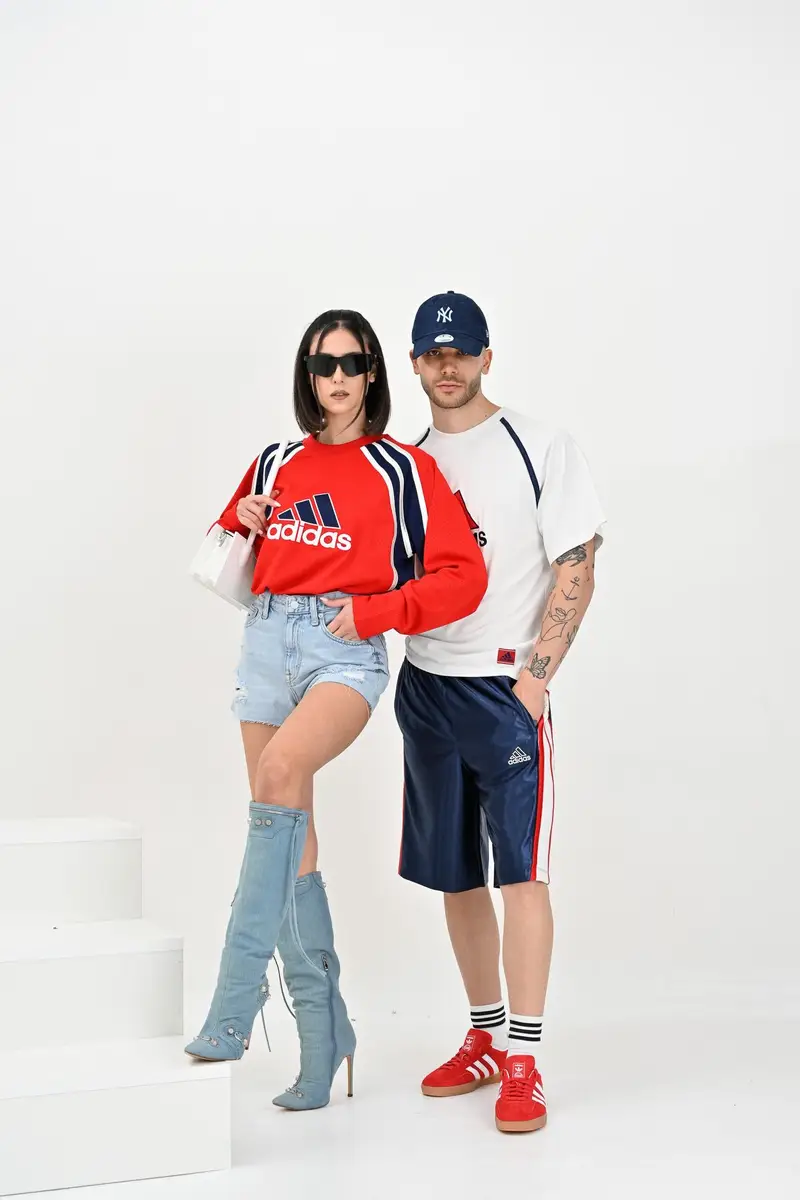 NEW ERA Cappello con visiera 9TWENTY New York Yankees in denim scuro per uomo e donna miniatura 2