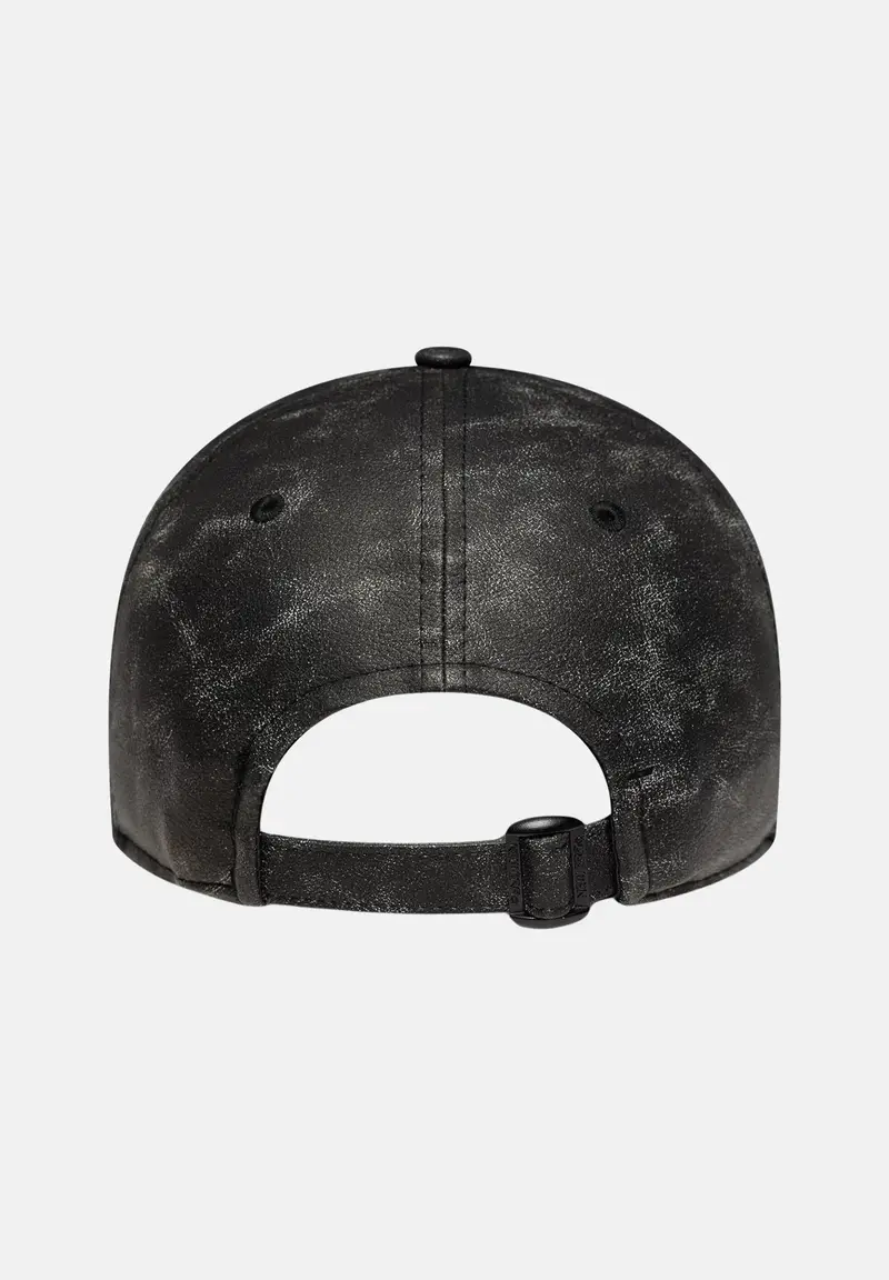 Cappello con visiera 9TWENTY New York Yankees MLB Worn in ecopelle nera per uomo e donna miniatura 2