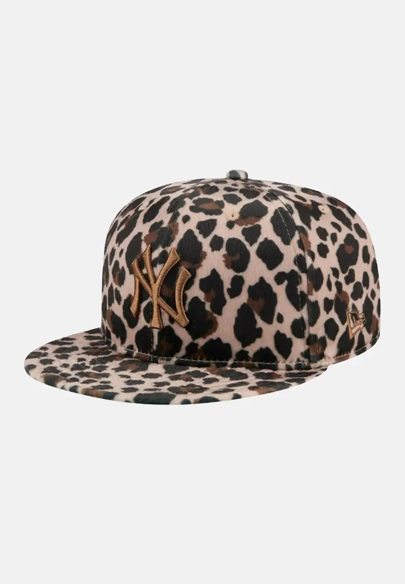 Cappello con visiera Animal Print 59Fifty New York Yankees beige per uomo e donna