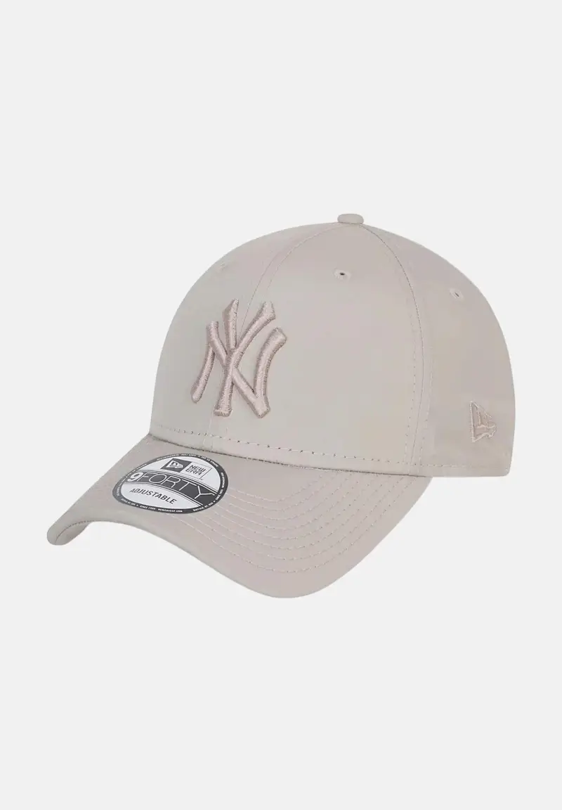 Cappello con visiera New York Yankees 9FORTY beige per uomo e donna