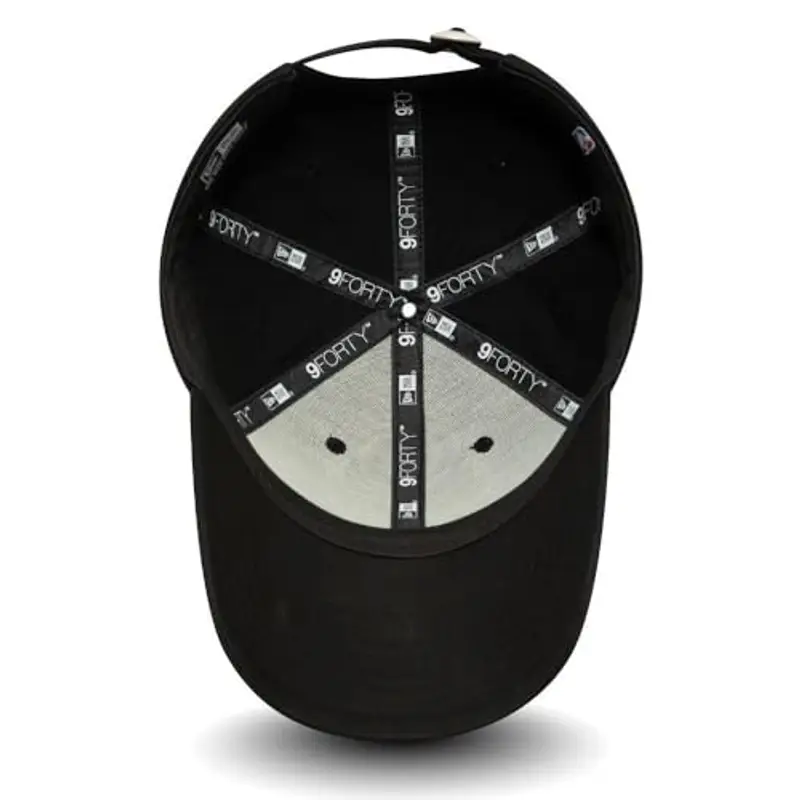 New Era Chicago Bulls NBA Essential Outline Nero 9Forty Berretto Regolabile miniatura 3