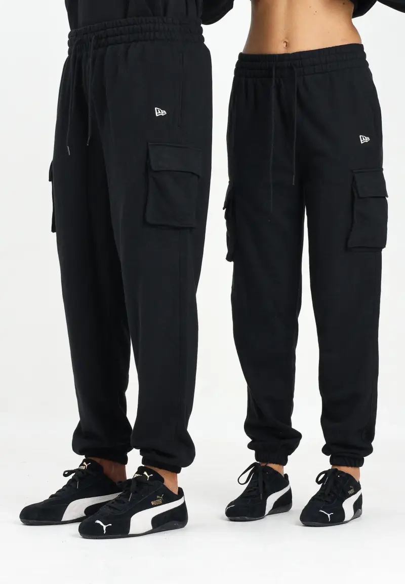 Pantalone sportivo New Era Cargo nero per uomo e donna