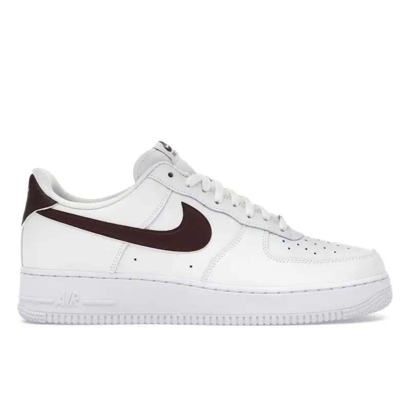 Air Force 1 07 Bianco Burgundy Crush Sneakers da Uomo FJ4146-112 42 5