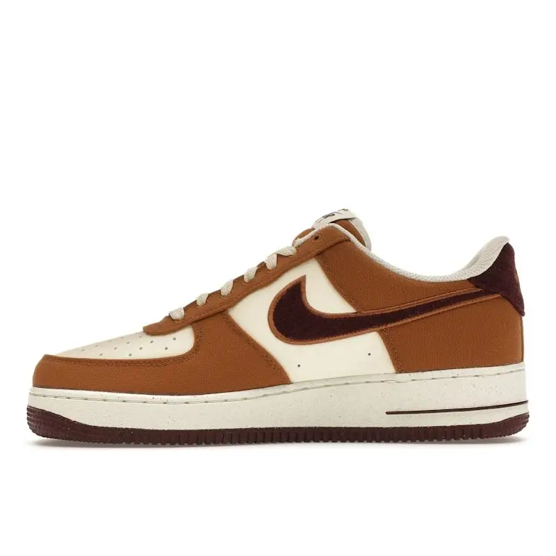 Air Force 1 07 LV8 Notebook Doodle Pack - Light British Tan Uomo Sneakers Marrone Latte di Cocco Gomma Marrone Scuro FQ8713-200 42 miniatura 3