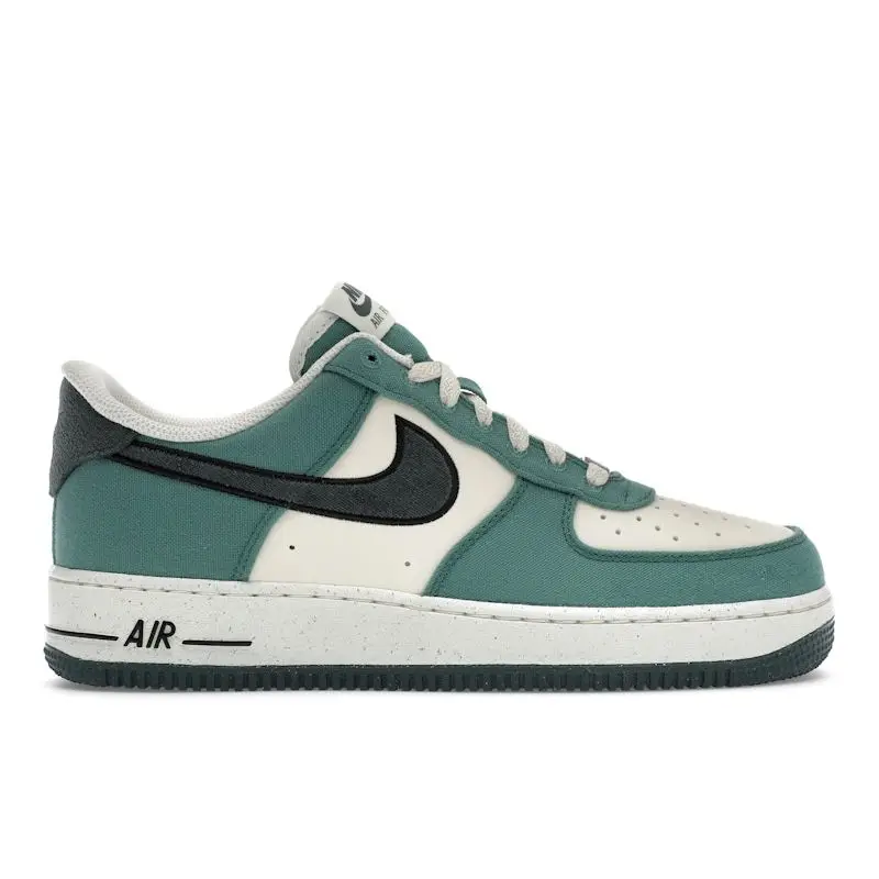 Air Force 1 07 LV8 Notebook Doodle Pack - Verde Vintage Scarpe da Ginnastica da Uomo Cocco-Latte Bicoastal Nero FQ8713-100 44