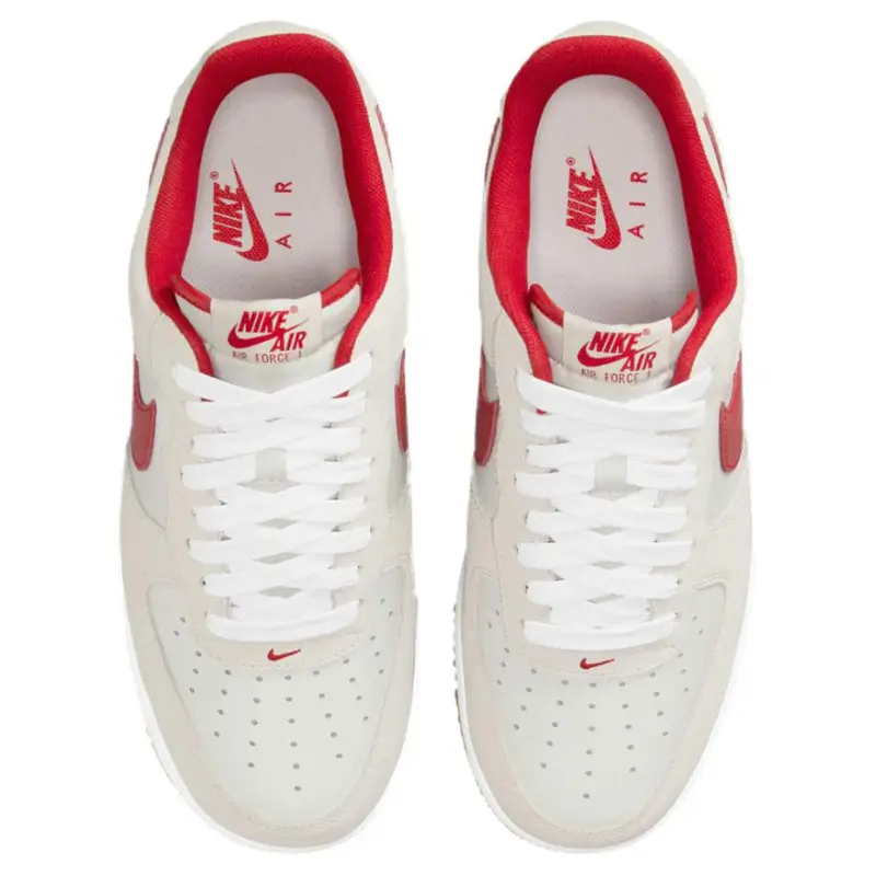Air Force 1 07 LV8 Photon Dust Varsity Red Sneakers Unisex Bianche Summit-White Giallo Gomma IB6388-101 43 miniatura 3
