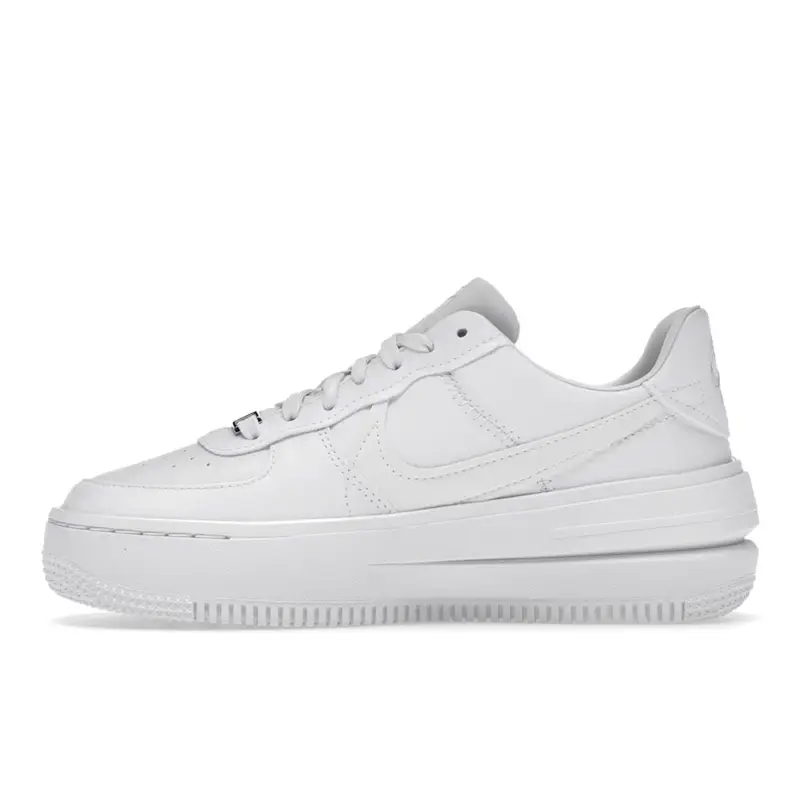 Nike Sneakers da Donna Triple bianco in pelle miniatura 3